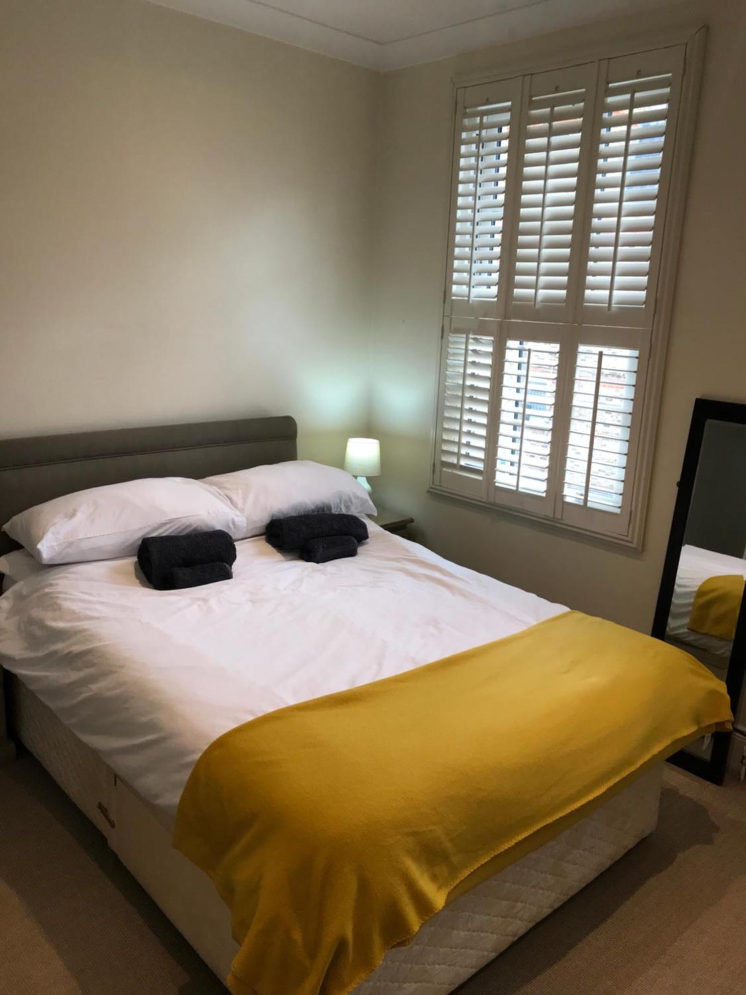 Stylish & Spacious 3 Bed Victorian House Sleeps Up To 7 - Near O2, Museums, Excel, Mazehill Station 12 Mins Direct Into London Bridge Villa Buitenkant foto